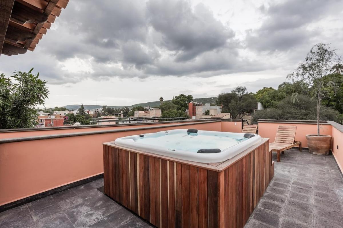 Luxury Apartments In Centro San Miguel De Allende With Rooftop & Jacuzzi Екстериор снимка